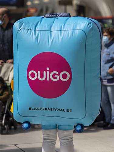 OuiGo Suitcase in Inflatable Costume